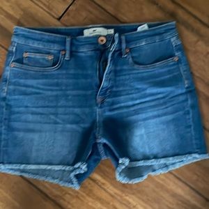 Vineyard Vines Shorts